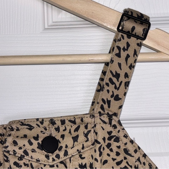 Volcom Liberator Leopard Print Button Front Romper Overalls NWT Size Small 4/6 - Picture 4 of 8
